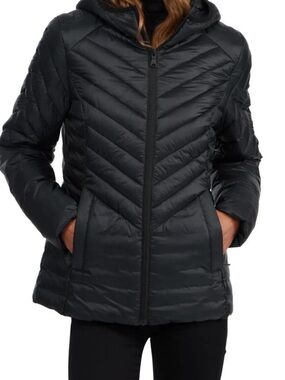 Pajar Canada Women's
COLETTE Lightweight Puffer Women’s S